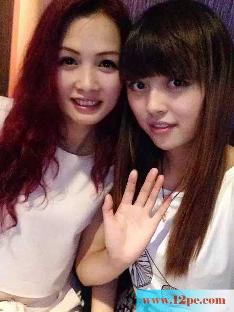 <!-- 标题采集开始 -->卖手机的美腿女友(27P)<!-- 标题采集结束 -->