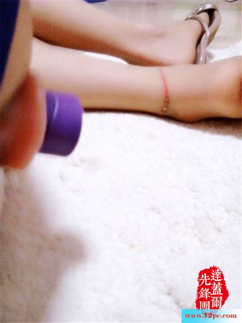 <!-- 标题采集开始 -->美腿美臀和美体，都来奉献给哥哥们(21P)<!-- 标题采集结束 -->