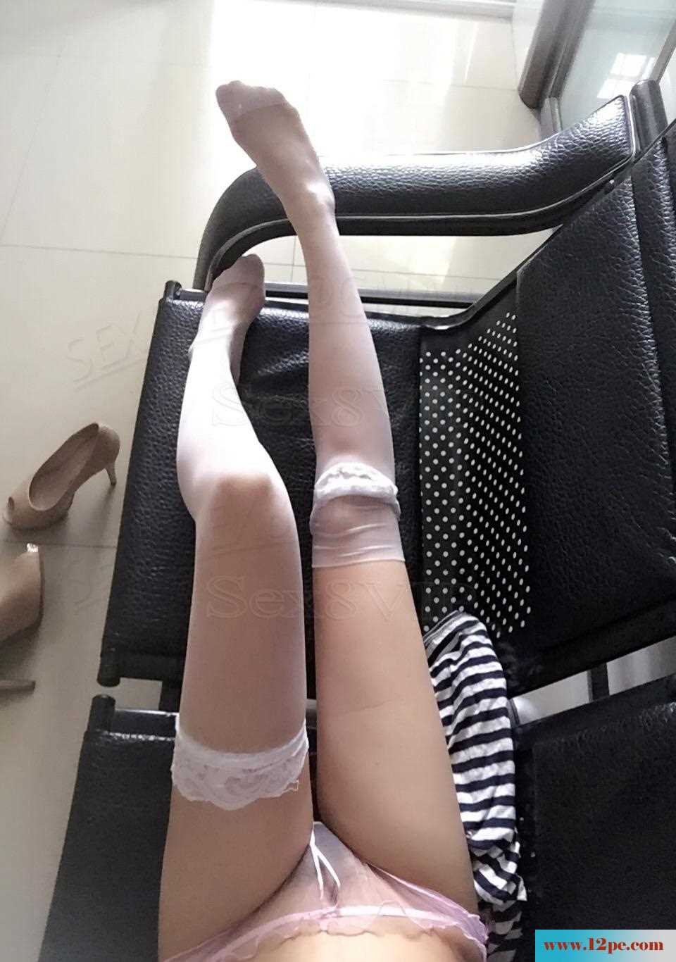 <!-- 标题采集开始 -->妹妹的丝袜脚想搓哥哥的鸡巴(24P)<!-- 标题采集结束 -->