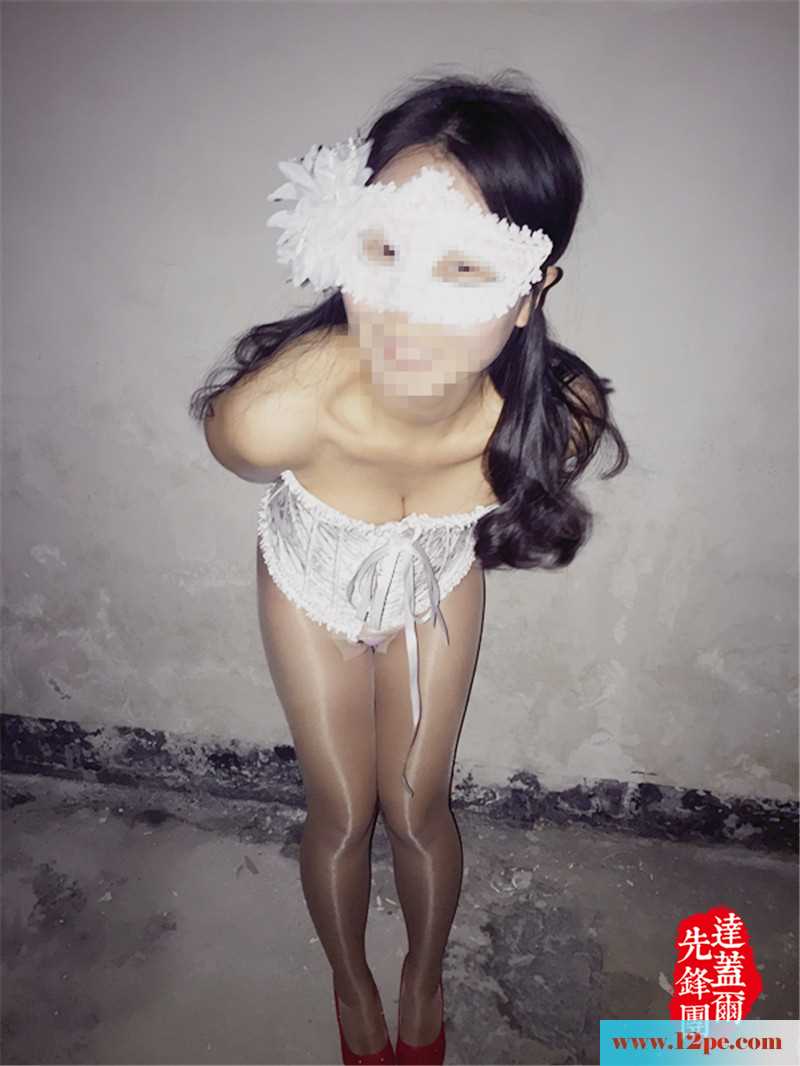 <!-- 标题采集开始 -->蒙面淫宝宝第七贴：地下车库之大胆暴露(18P)<!-- 标题采集结束 -->