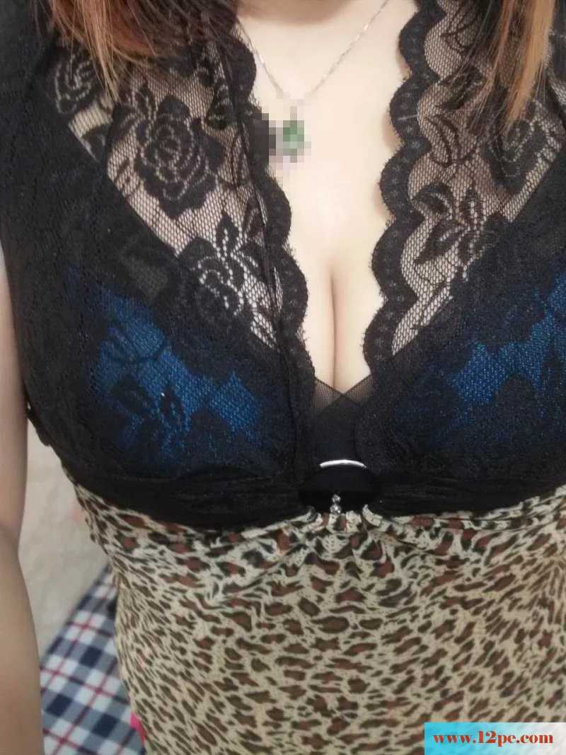 <!-- 标题采集开始 -->陌陌约的功夫好的熟女-穿着豹纹渔网袜诱惑我<!-- 标题采集结束 -->