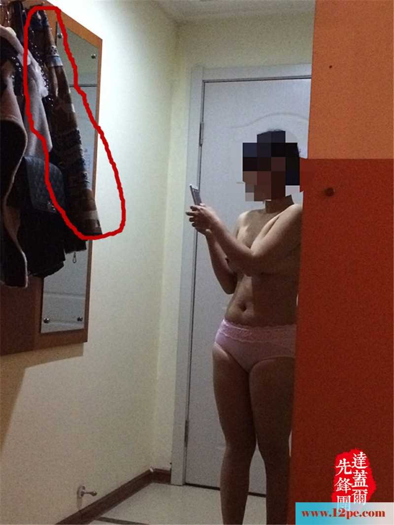<!-- 标题采集开始 -->某软约的湖南极品蝴蝶逼小骚妹，围巾验证(14P<!-- 标题采集结束 -->