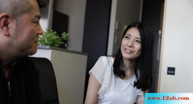 <!-- 标题采集开始 -->花白头发的老板玩了新来的下属哦-(20P)<!-- 标题采集结束 -->
