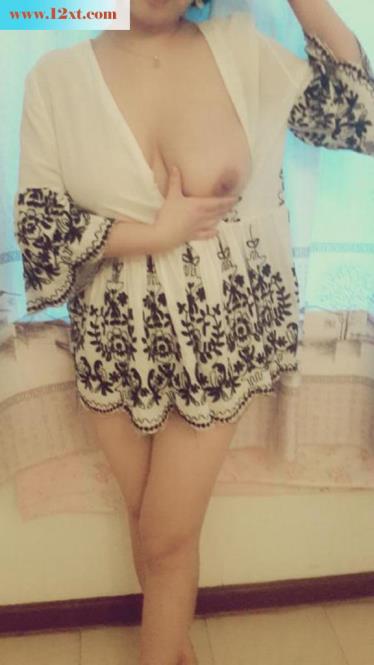<!-- 标题采集开始 -->贵美少妇短裙露奶露屁屁极度诱惑照(16P)<!-- 标题采集结束 -->