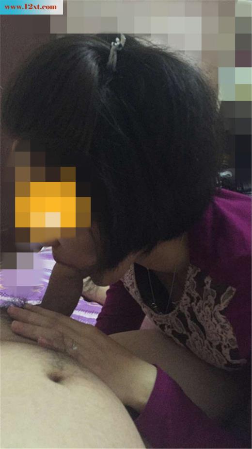 <!-- 标题采集开始 -->老婆卖力的坐上来，白臀对着我，轻轻的扭动(<!-- 标题采集结束 -->