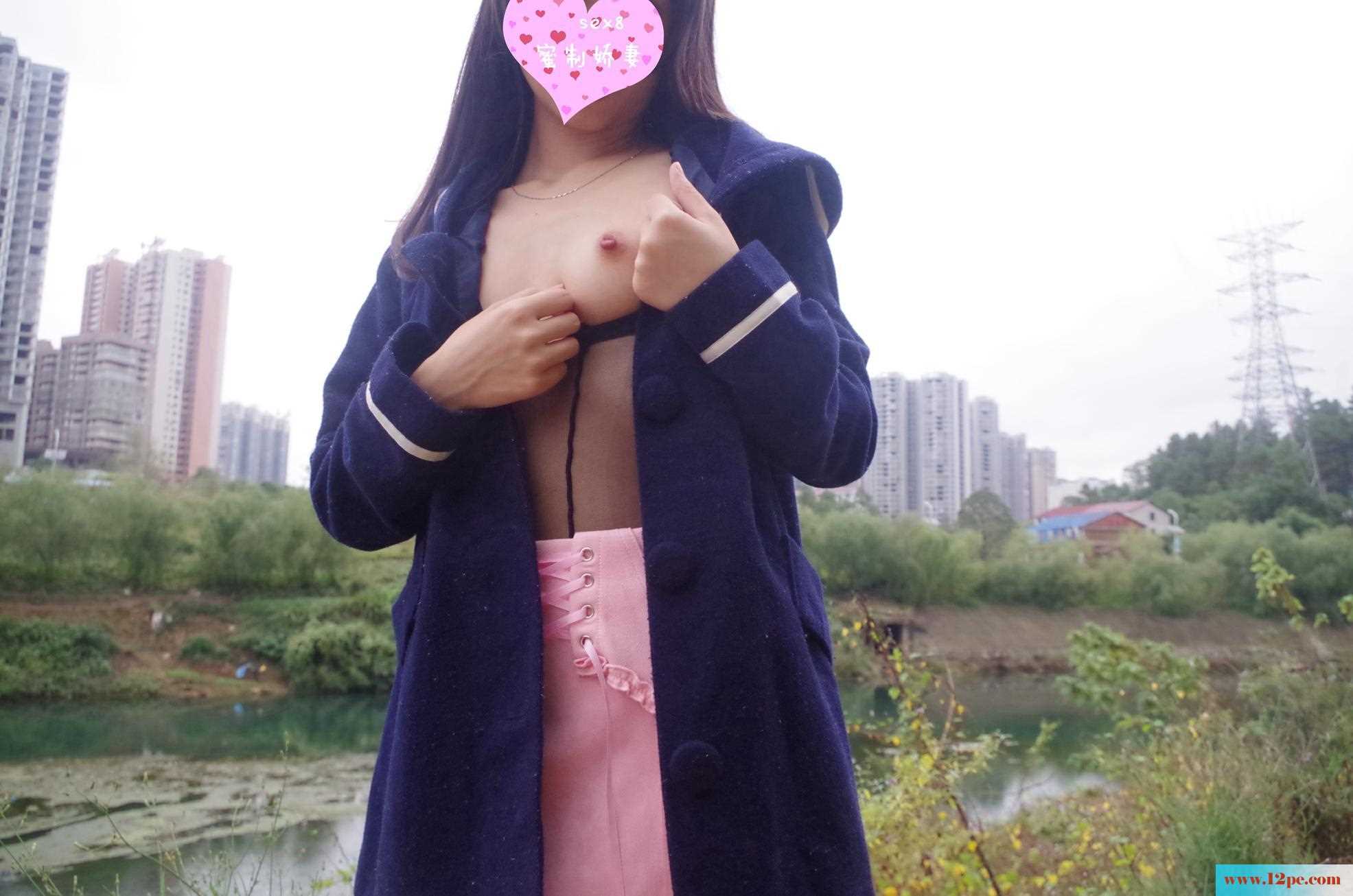 <!-- 标题采集开始 -->大衣裹着情趣连体开档黑丝出门(30P)<!-- 标题采集结束 -->
