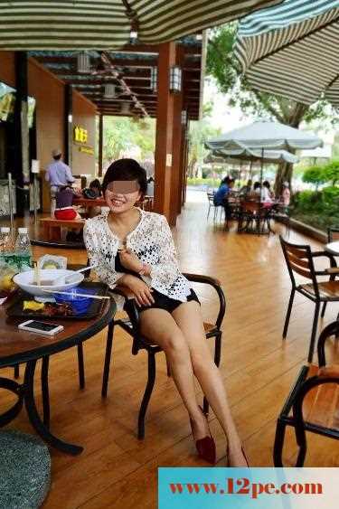 <!-- 标题采集开始 -->高冷妹子性感美腿口暴吞精(12P)<!-- 标题采集结束 -->