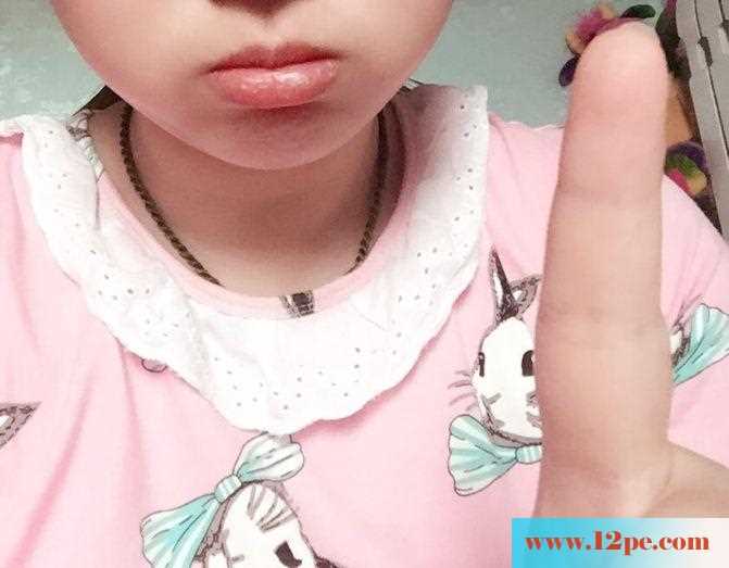 <!-- 标题采集开始 -->高中生的极品女朋友带生活照(17P)<!-- 标题采集结束 -->