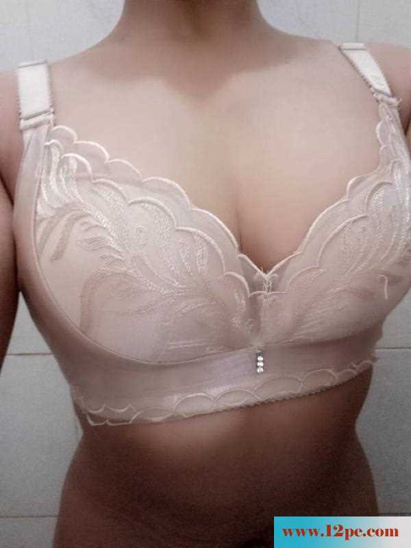 <!-- 标题采集开始 -->饥渴湿漉漉的情妹妹(24P)<!-- 标题采集结束 -->