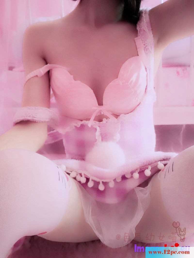 <!-- 标题采集开始 -->劲爆，这幺粉嫩木耳的小妮子就玩这幺大尺度的<!-- 标题采集结束 -->