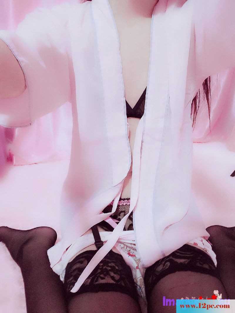 <!-- 标题采集开始 -->劲爆，这幺粉嫩木耳的小妮子就玩这幺大尺度的<!-- 标题采集结束 -->