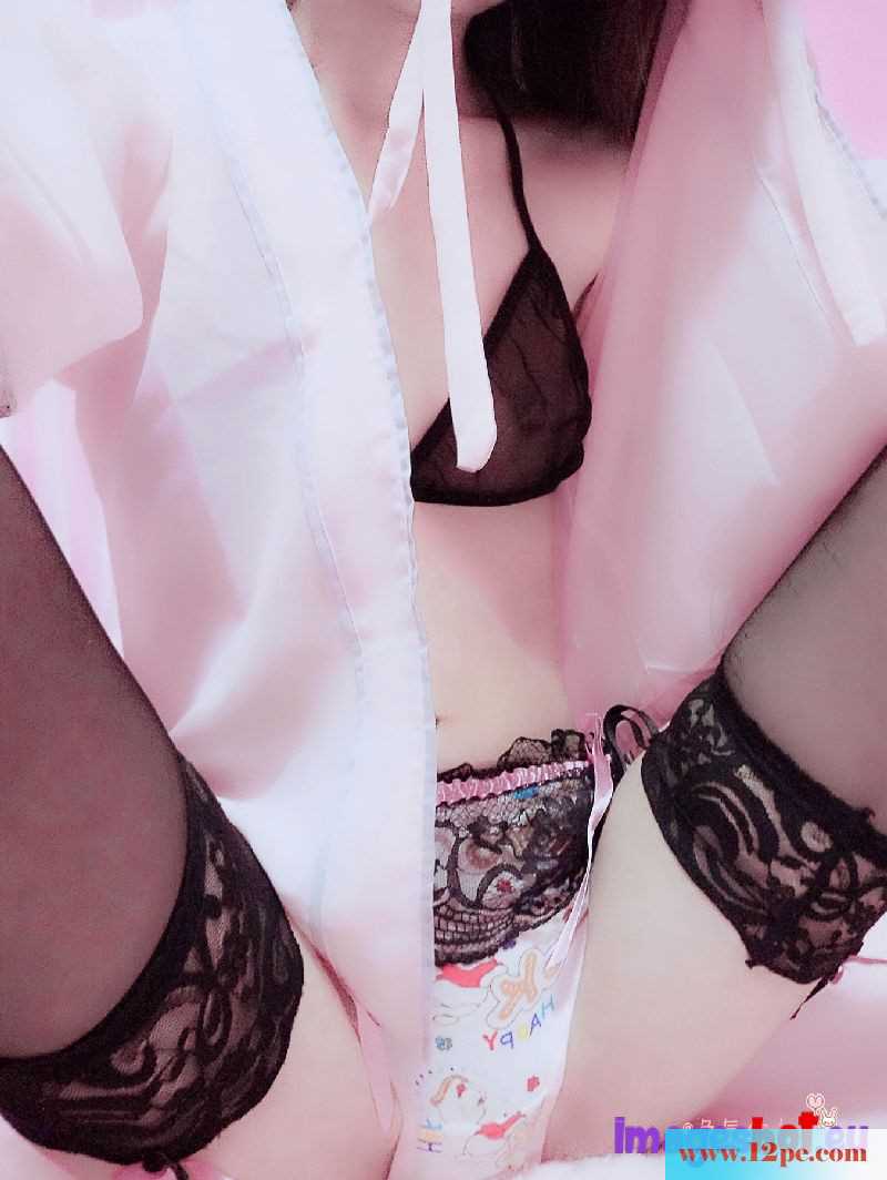 <!-- 标题采集开始 -->劲爆，这幺粉嫩木耳的小妮子就玩这幺大尺度的<!-- 标题采集结束 -->