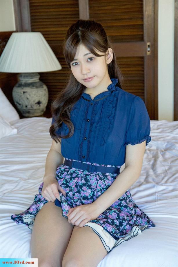 <!-- 标题采集开始 -->大美女白白嫩嫩很是性感撩人【12P】<!-- 标题采集结束 -->
