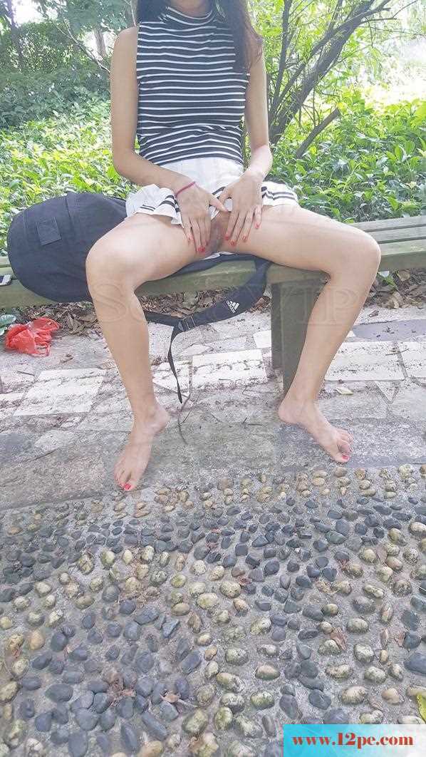 <!-- 标题采集开始 -->散散步，露骚逼(30P)<!-- 标题采集结束 -->