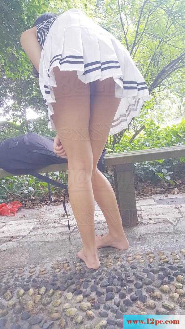 <!-- 标题采集开始 -->散散步，露骚逼(30P)<!-- 标题采集结束 -->