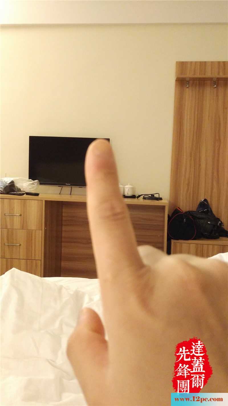 <!-- 标题采集开始 -->骚妇火车上就勾引我，下车后直接开房干翻她(<!-- 标题采集结束 -->