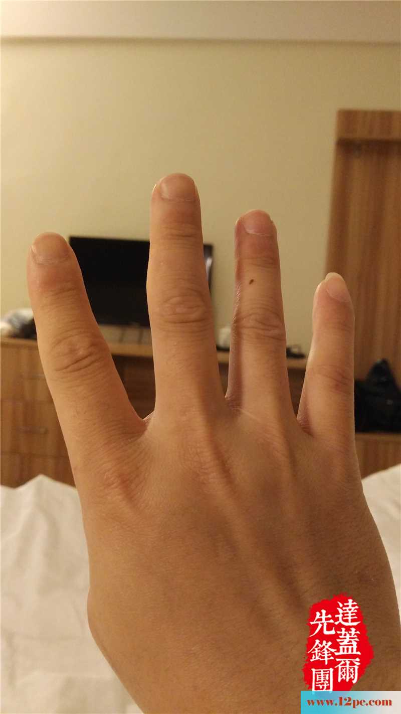 <!-- 标题采集开始 -->骚妇火车上就勾引我，下车后直接开房干翻她(<!-- 标题采集结束 -->