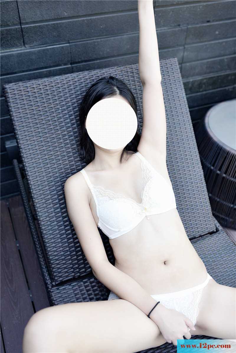 <!-- 标题采集开始 -->(九十一)冬天的超土豪酒店下水游泳不怕冷大长腿<!-- 标题采集结束 -->