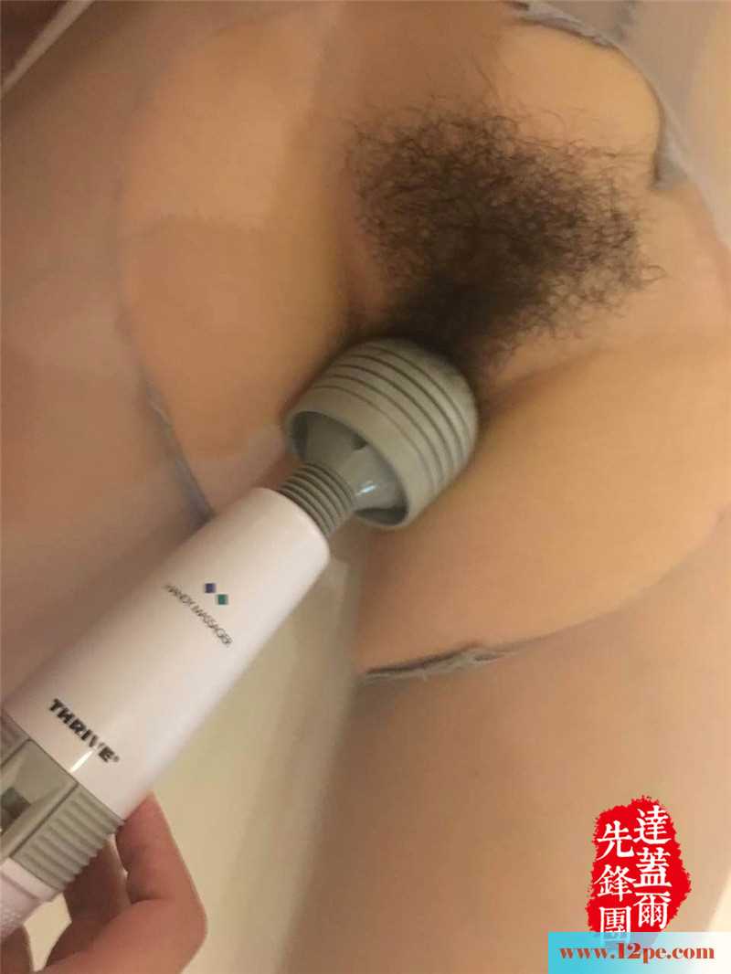 <!-- 标题采集开始 -->抚摸着你的肌肤，操着你的美臀，我仿佛拥有了<!-- 标题采集结束 -->