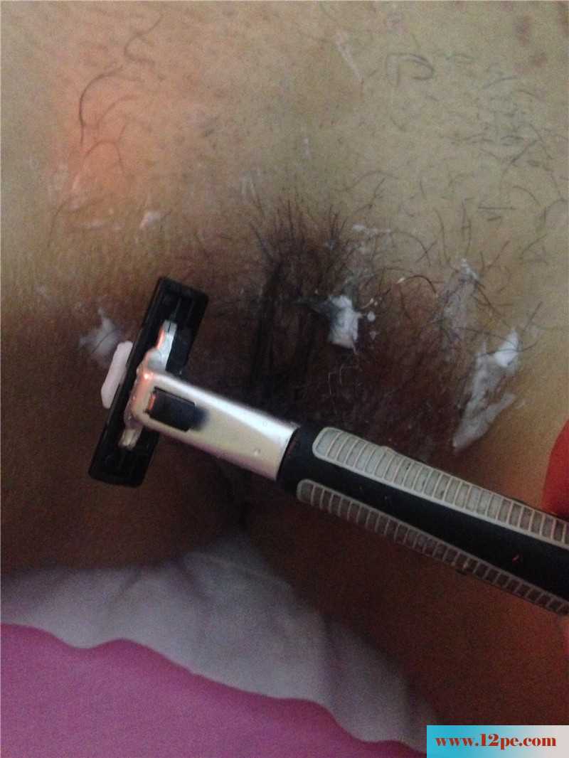 <!-- 标题采集开始 -->给骚老婆刮毛-期待夫妻交流(22P)<!-- 标题采集结束 -->