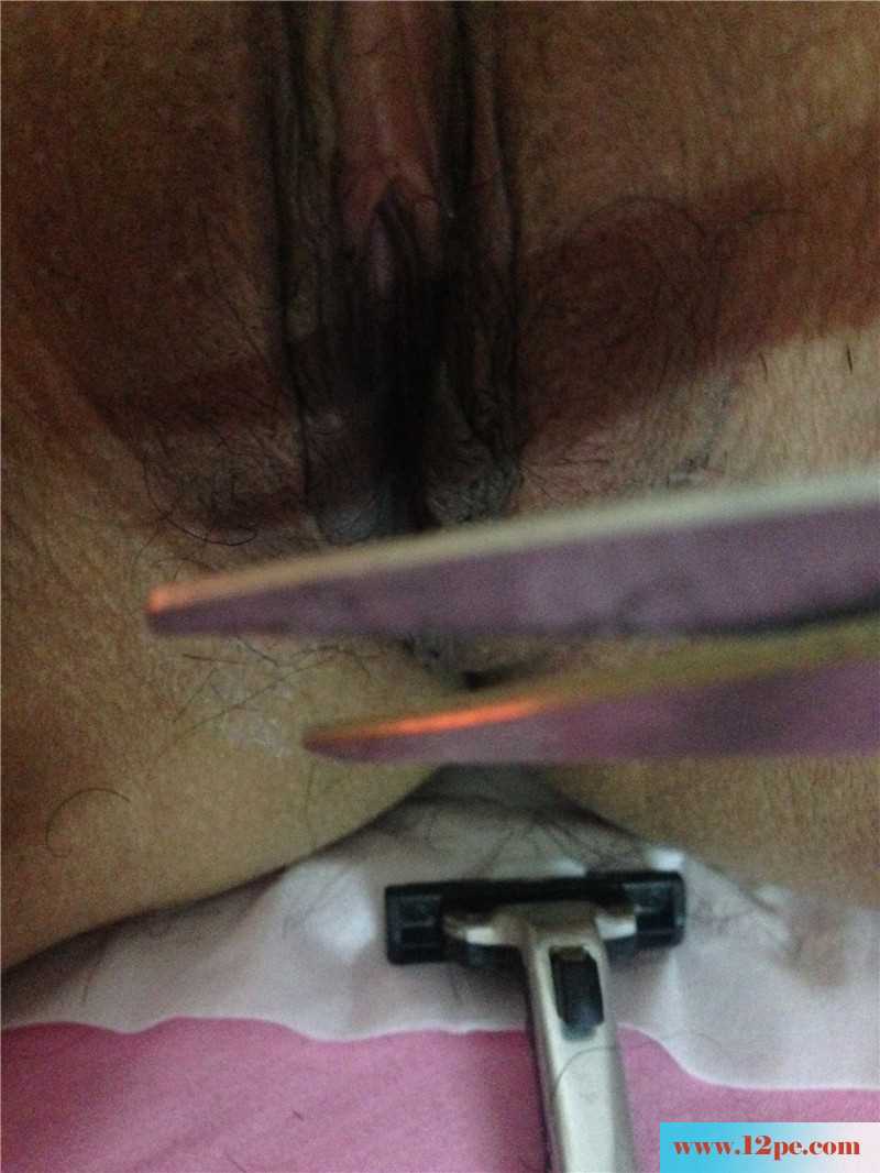 <!-- 标题采集开始 -->给骚老婆刮毛-期待夫妻交流(22P)<!-- 标题采集结束 -->