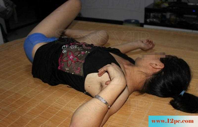 <!-- 标题采集开始 -->黑色情趣自慰(30P)<!-- 标题采集结束 -->