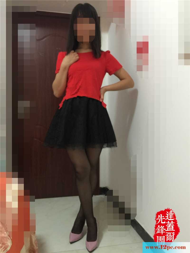 <!-- 标题采集开始 -->红衣黑裙吹着萧，奏响最美小夜曲(15P)<!-- 标题采集结束 -->