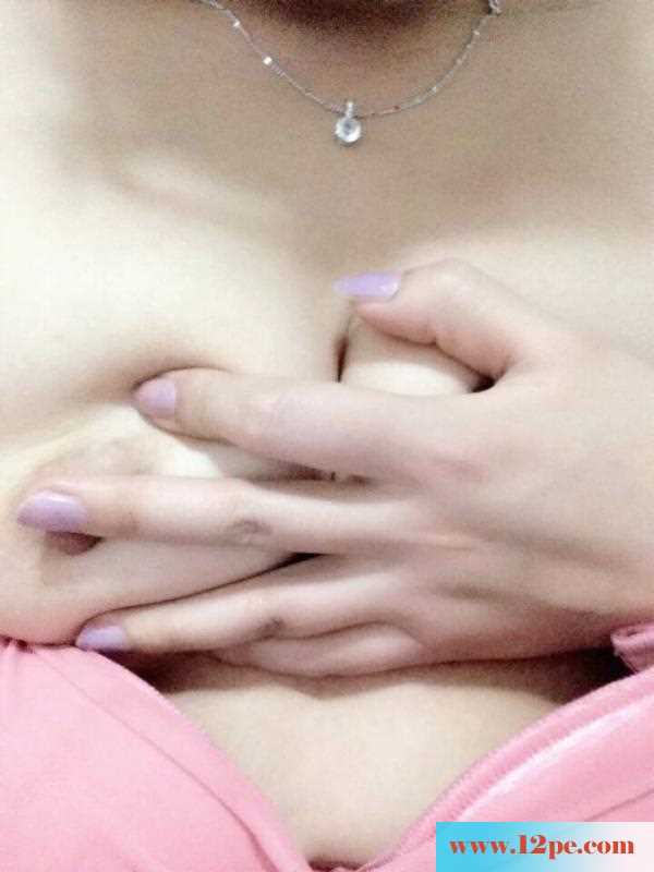 <!-- 标题采集开始 -->奶头都硬啦，你还看着干嘛？(16P)<!-- 标题采集结束 -->