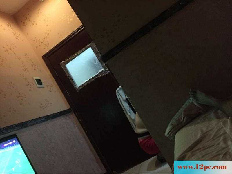 <!-- 标题采集开始 -->小胖妹惨遭口爆，还被抠逼(13P)<!-- 标题采集结束 -->