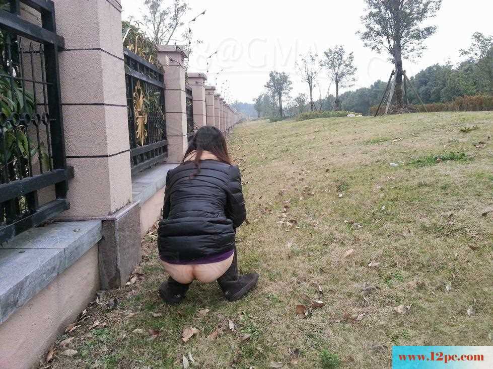 <!-- 标题采集开始 -->小情人野外裸拍-(30P)<!-- 标题采集结束 -->