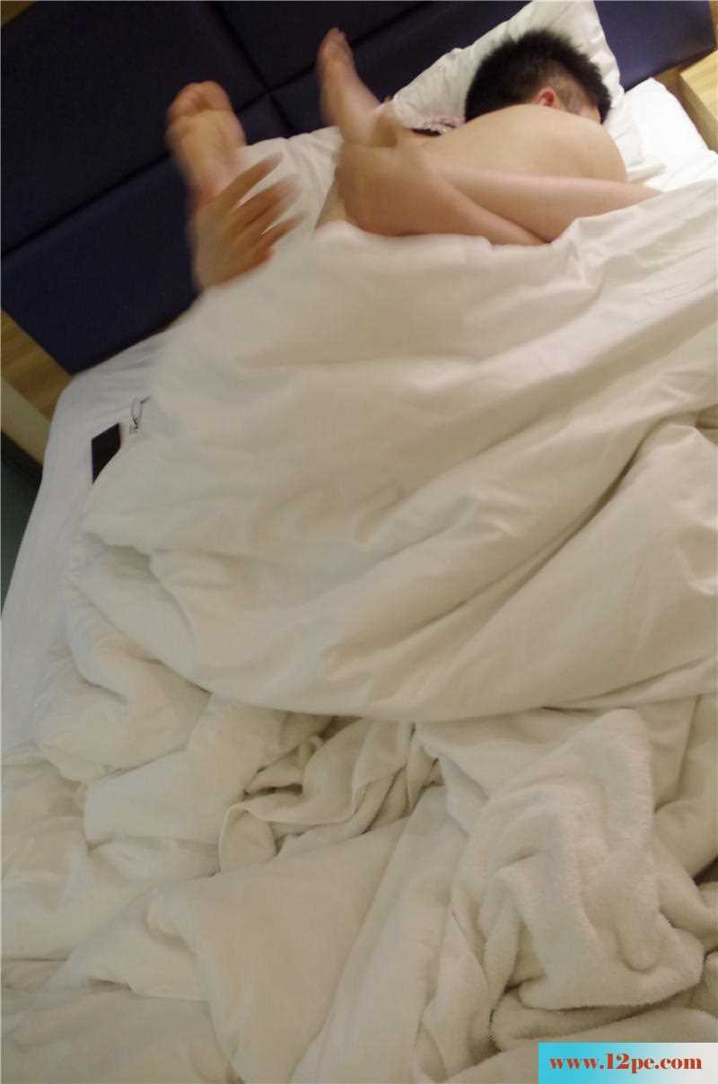 <!-- 标题采集开始 -->与贵州夫妻的愉快一夜3-(30P)<!-- 标题采集结束 -->