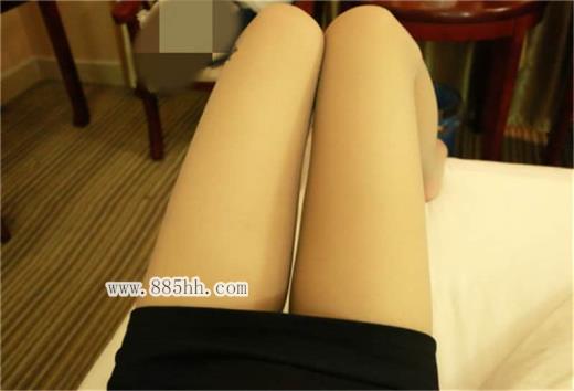 <!-- 标题采集开始 -->平时一本正经的老板秘书，床上放的开-(21P)<!-- 标题采集结束 -->
