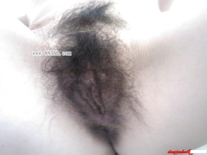 <!-- 标题采集开始 -->脱完衣服没法看，还好逼紧(17P)<!-- 标题采集结束 -->